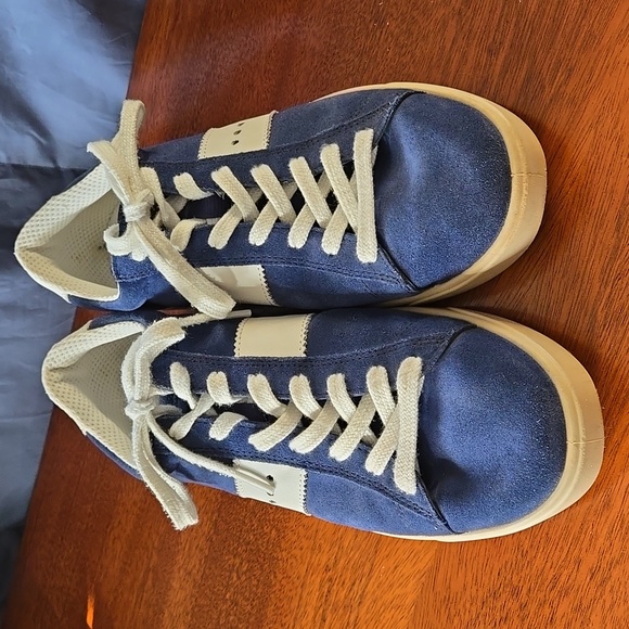 Ecco Women's Street Lite Retro Sneakers Blue Suede size 41 - Picture 2 of 10